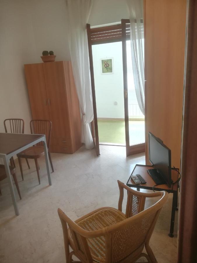 Gianna House Apartment Bari Bagian luar foto