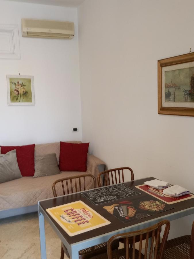 Gianna House Apartment Bari Bagian luar foto